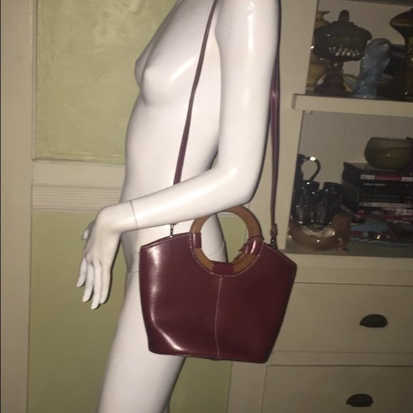 FOSSIL BUCKET LEATHER - Picture 1 of 8